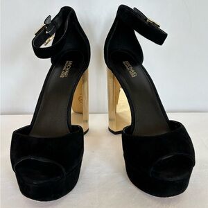 Michael Kors Petra Suede Platform Sandals Black and Gold size 8